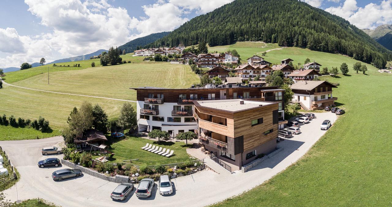 Hotel Dolomitenblick Terento Exterior foto